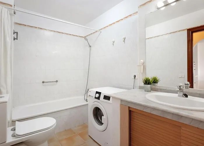 Апартаменты Our Арона